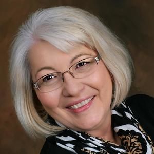 Meet your Posher, Linda